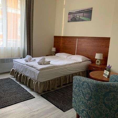 Guest Rooms Donovi Βάρνα Εξωτερικό φωτογραφία