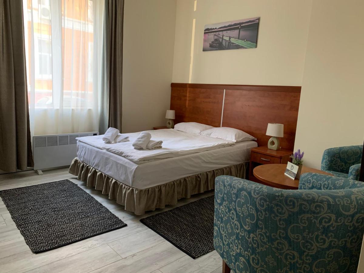 Guest Rooms Donovi Βάρνα Εξωτερικό φωτογραφία