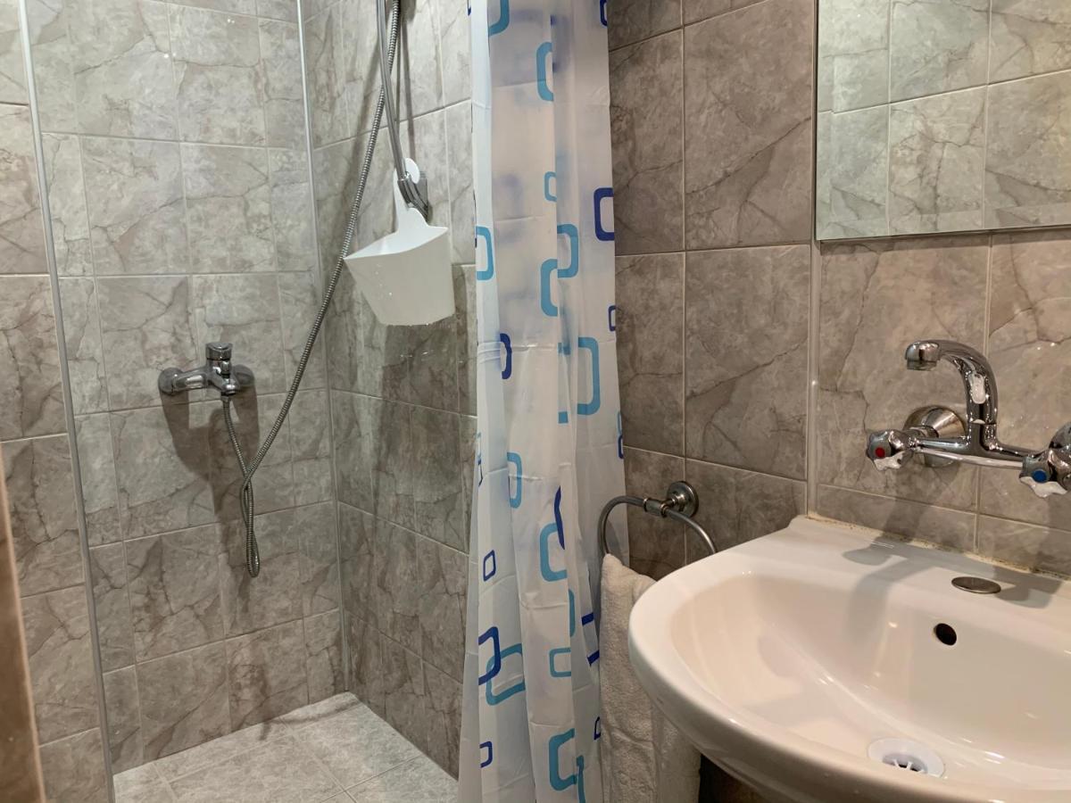 Guest Rooms Donovi Βάρνα Εξωτερικό φωτογραφία